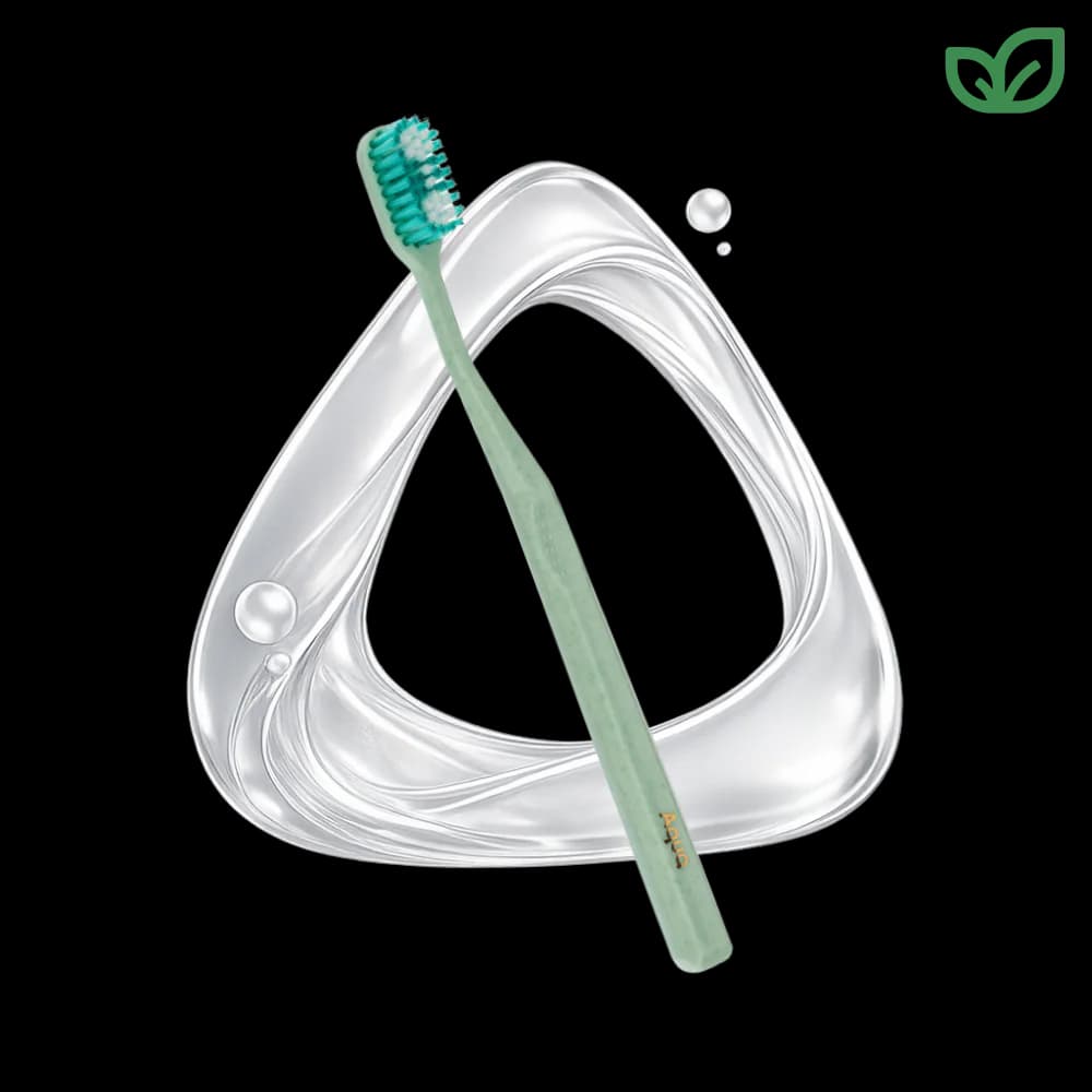 مسواک AquaGum 05 Medium با برس متوسط و درپوش محافظ